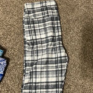 Lularoe blue/grey plaid leggings. OS. NWOT
